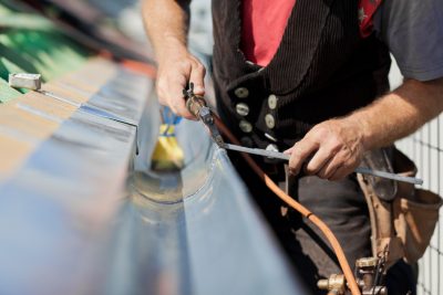 shutterstock_146245991-welding-400x267.jpg