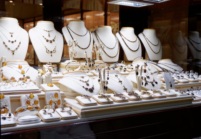 hamptons-Jewellers-pic-800x554.jpg